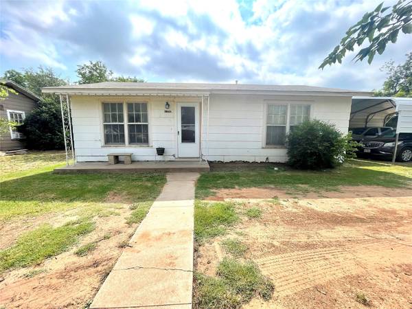 1100 N Avenue L, Haskell, TX 79521