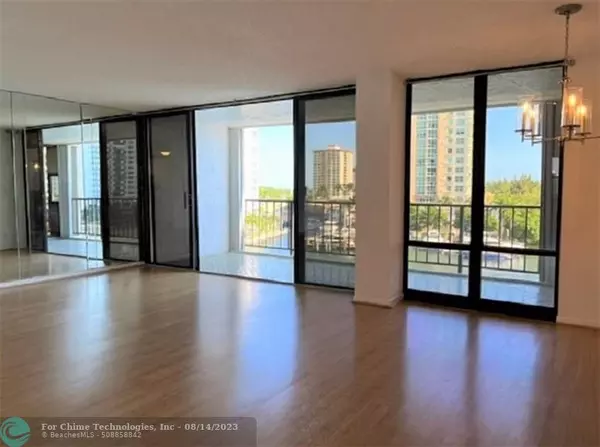 Fort Lauderdale, FL 33304,936 Intracoastal Dr  #6C