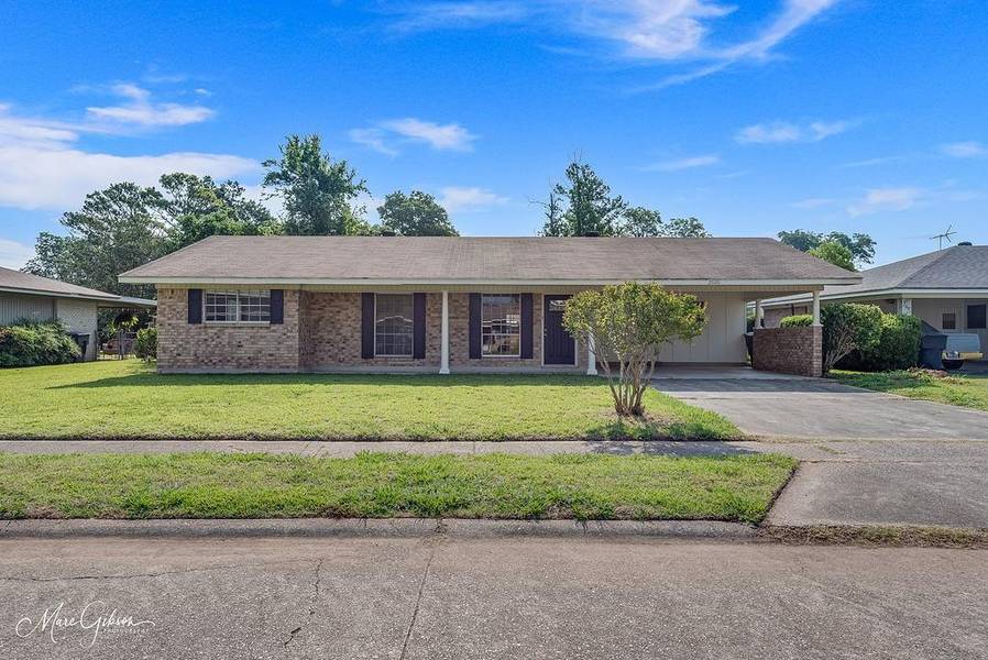 2020 Brent Street, Bossier City, LA 71112