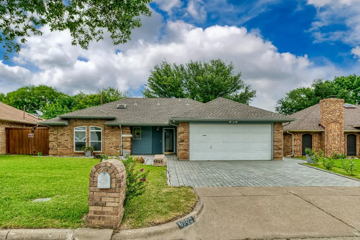 Arlington, TX 76001,6205 Lotus Drive