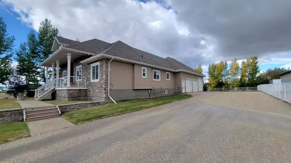 Rural Grande Prairie No. 1 County Of, AB T8X 0G4,7942 Carriage Lane DR