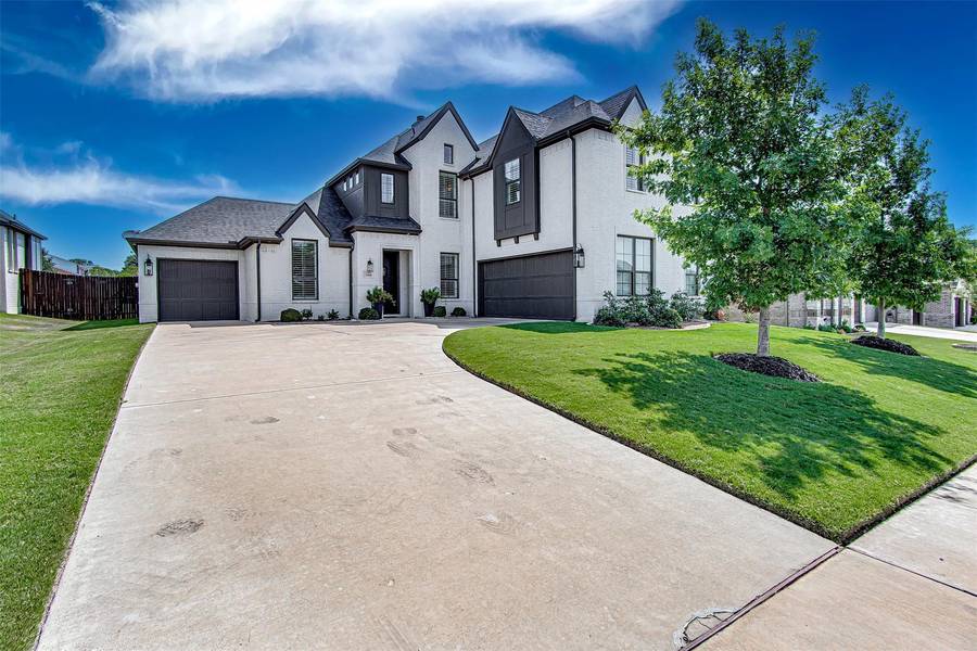 3008 Nob Hill Drive, Burleson, TX 76028