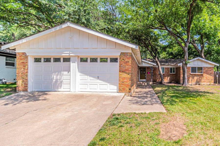 803 Clebud Drive, Euless, TX 76040