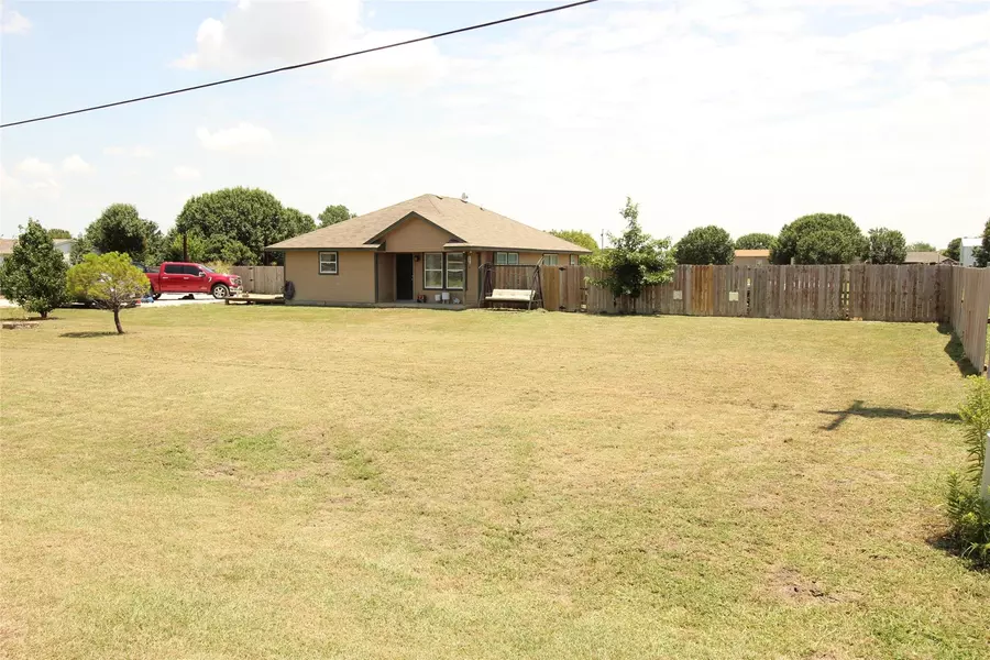 11020 Pikes Peak, Venus, TX 76084