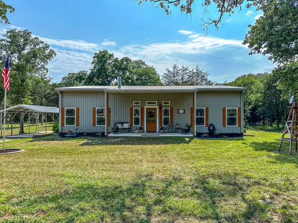 2237 NW County Road 3091,  Frost,  TX 76641