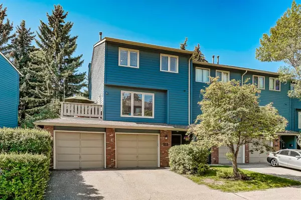 Calgary, AB T3B 5B6,213 Point McKay TER NW