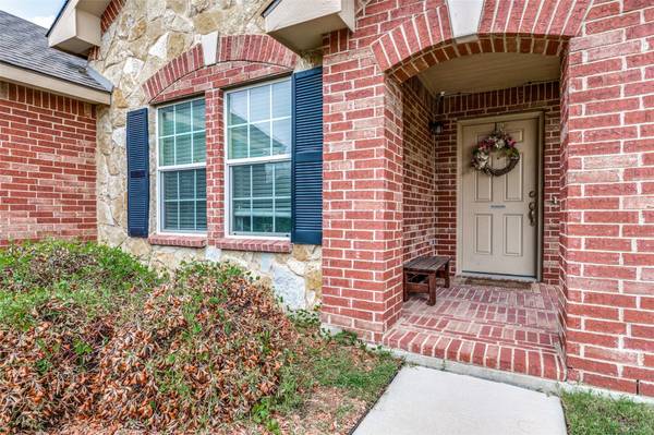 2433 Loreto Drive, Fort Worth, TX 76177