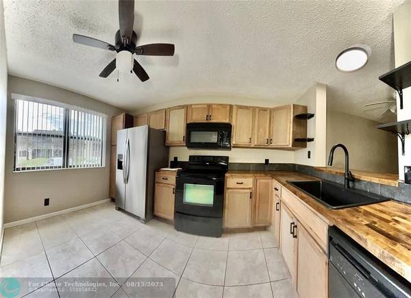 Pembroke Pines, FL 33026,11248 TAFT ST  #11248