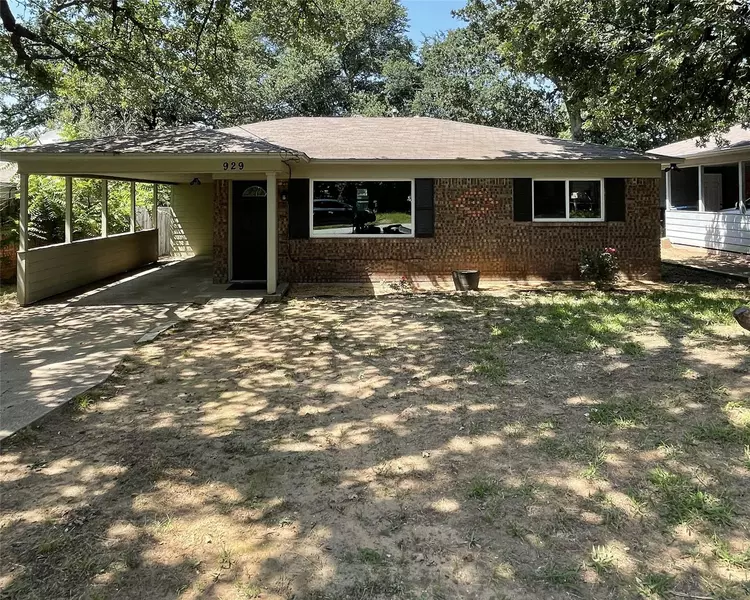 929 W Ford Street, Denison, TX 75020