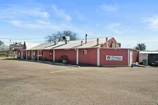 Greenville, TX 75401,2810 Johnson Street