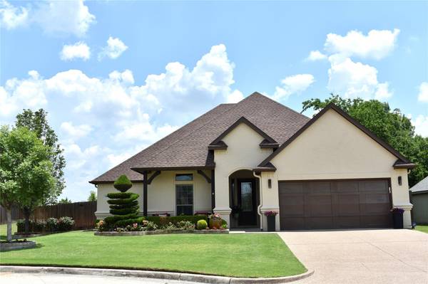 116 Champagne Drive, Aledo, TX 76008