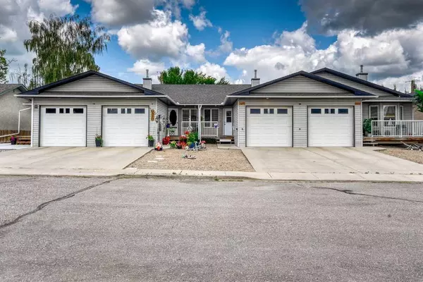 Strathmore, AB T1P 1B7,118B Fifth AVE