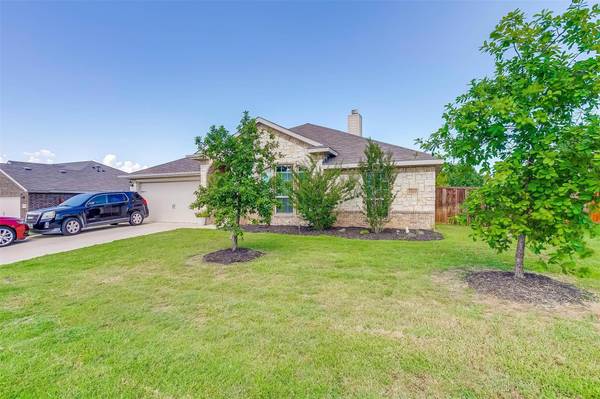 7537 Rose Crest Boulevard, Forest Hill, TX 76140