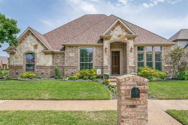 8320 Forest Glenn, North Richland Hills, TX 76182