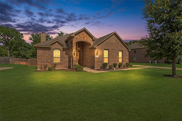 3014 Courtney Lane, Glenn Heights, TX 75154