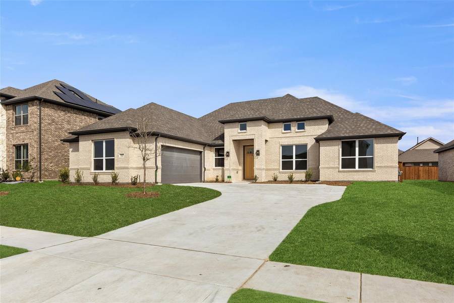 717 Lemmon Lane, Forney, TX 75126