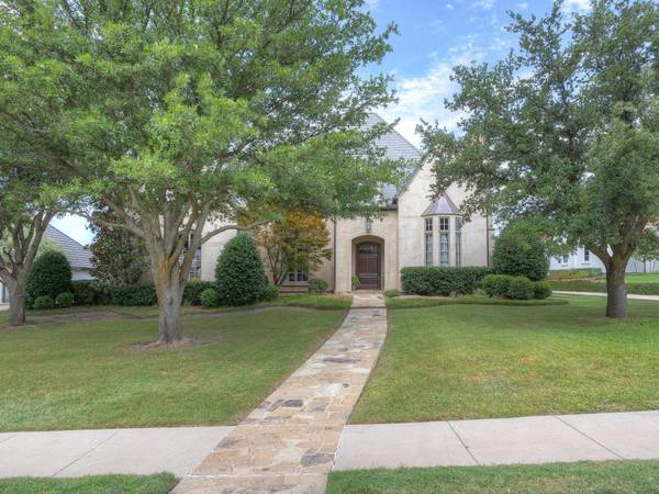 4608 Palencia Drive, Fort Worth, TX 76126