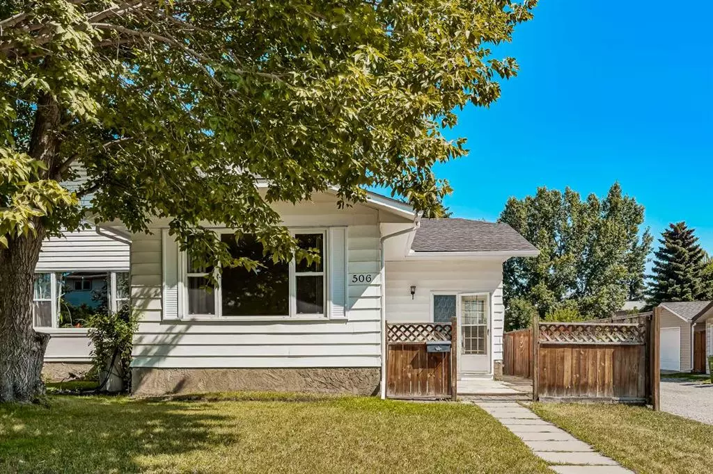 Calgary, AB T2J 4T3,506 Queensland PL SE