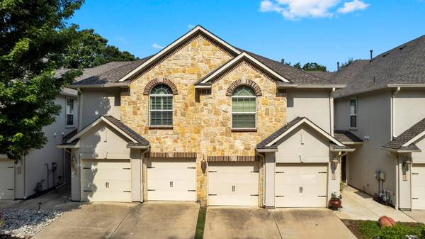 2649 Eagle Circle, Grapevine, TX 76051