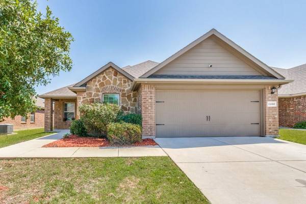 1460 Arabella Avenue, Forney, TX 75126