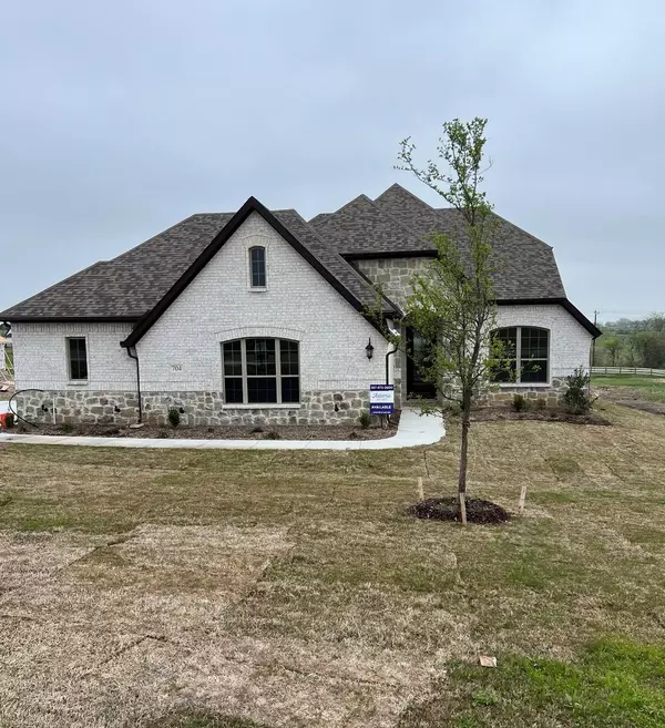 704 Cactus Creek, Godley, TX 76044