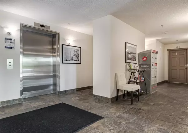 Calgary, AB T2E 0P3,950 Centre AVE NE #319