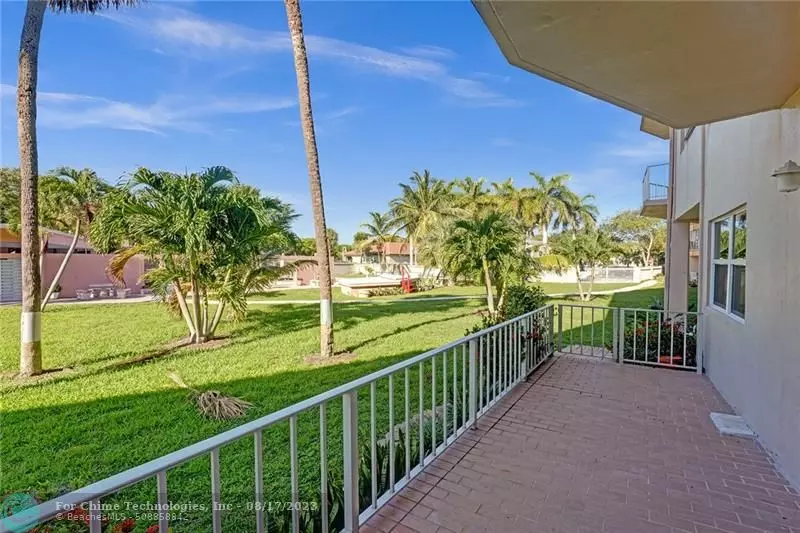 Lauderdale By The Sea, FL 33062,1967 S Ocean Blvd  #113c