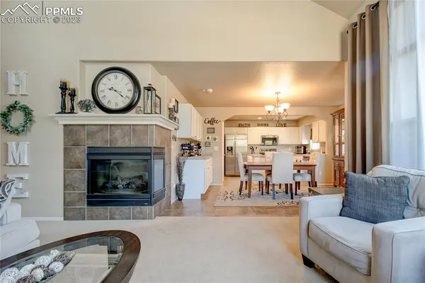 5005 Hawk Meadow DR, Colorado Springs, CO 80916