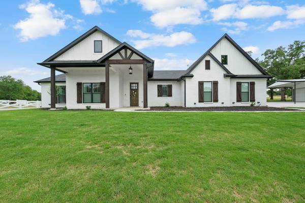 443 Sarra Lane, Poolville, TX 76487