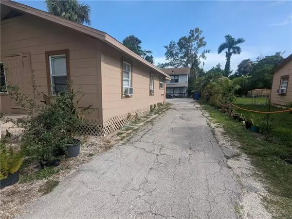 Fort Myers, FL 33901,2146-2148 Willard ST