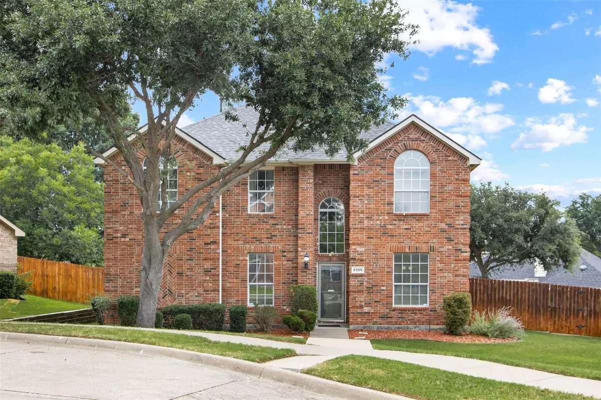 Rowlett, TX 75089,5309 Somerset Drive