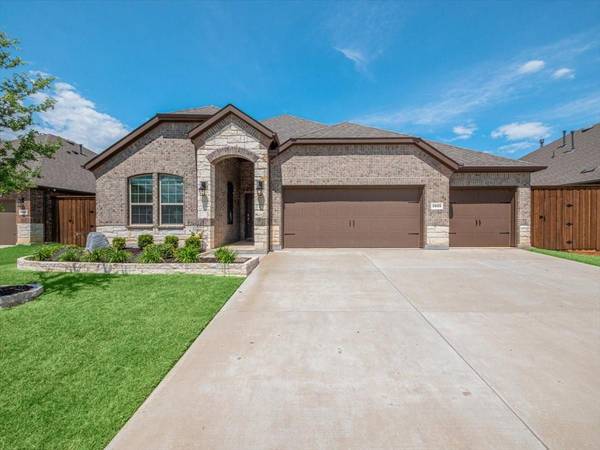 2825 Lake Valley Road, Aubrey, TX 76227