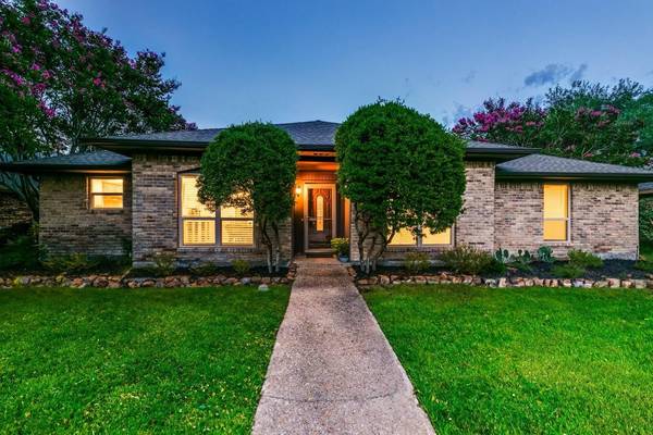 3100 Country Place Drive, Plano, TX 75075