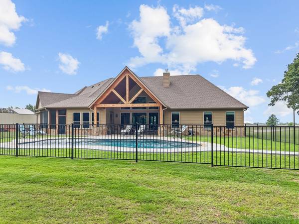 341 Liberty Road,  Gordonville,  TX 76245