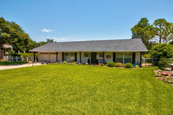 525 Kiowa Drive W, Lake Kiowa, TX 76240