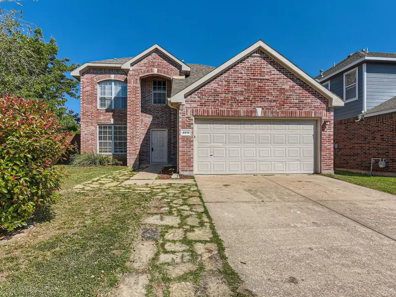 4916 Palm Ridge Drive, Fort Worth, TX 76133