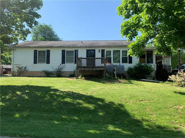 542 Norman Road, Plainfield Twp, PA 18064