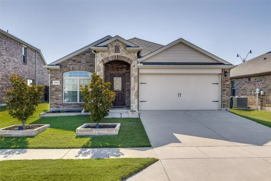 1302 Granite Path, Princeton, TX 75407