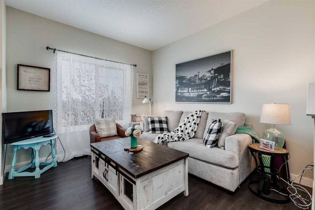 Airdrie, AB T4A 0T3,2802 Kings Heights Gate SE #149