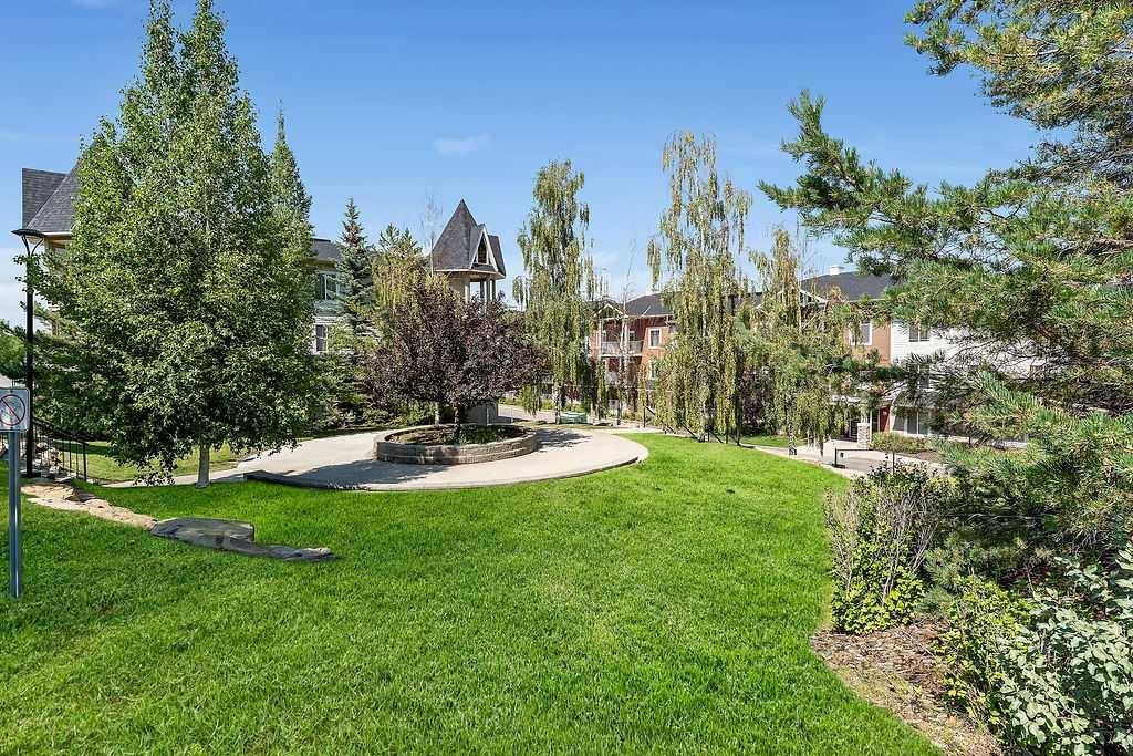 Calgary, AB T3K 6K6,70 Panamount DR NW #9102