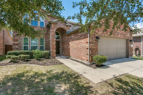 8708 Trailblazer Drive, Cross Roads, TX 76227