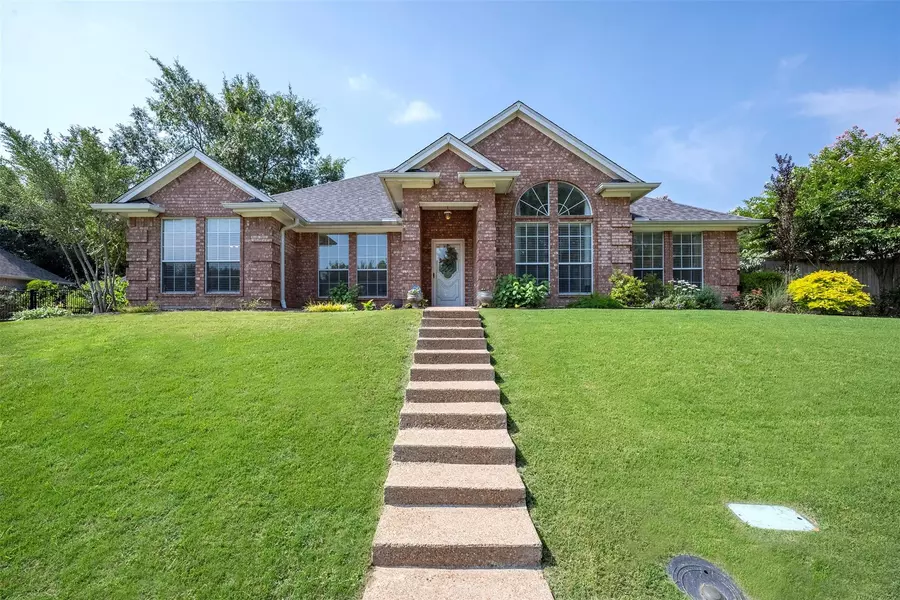 1910 Basswood Court, Weatherford, TX 76087