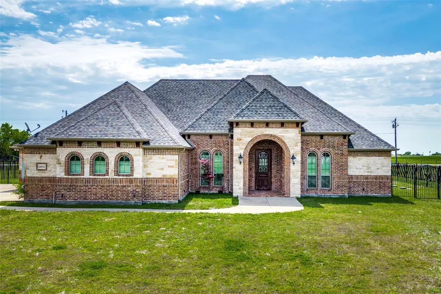 11022 Whispering Lane, Talty, TX 75126