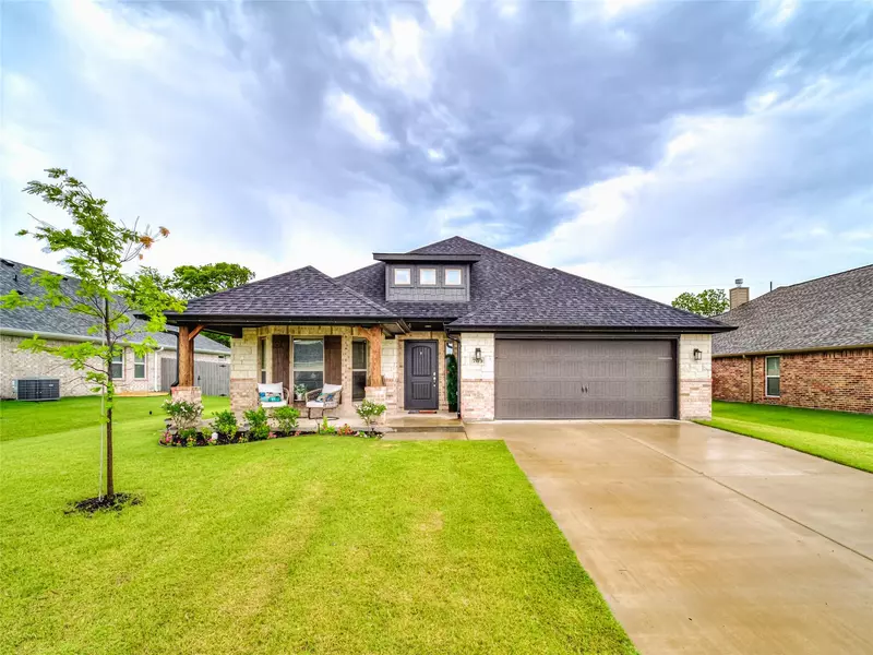 709 Nolan Drive, Sherman, TX 75092