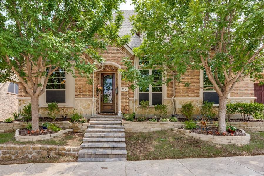 2516 Lady Amide Lane, Lewisville, TX 75056