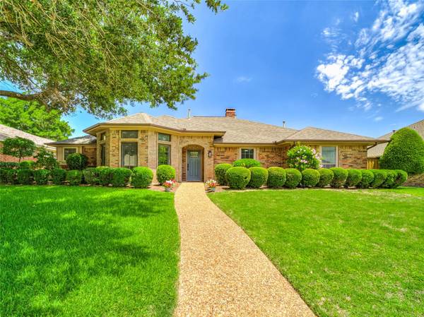 2407 Primrose Drive, Richardson, TX 75082