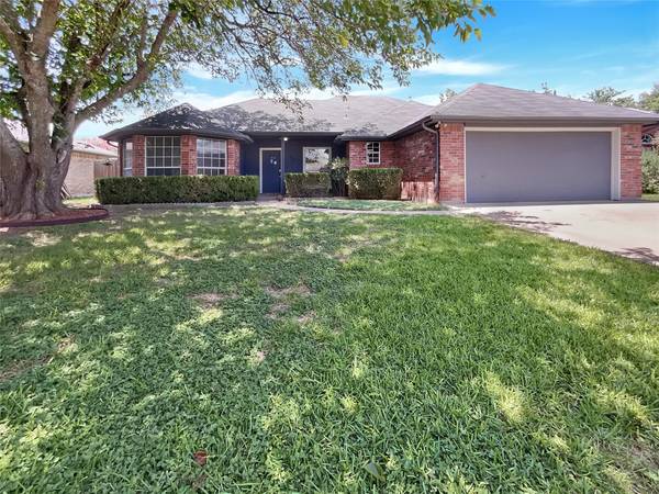 307 Myrtle Avenue, Waxahachie, TX 75165