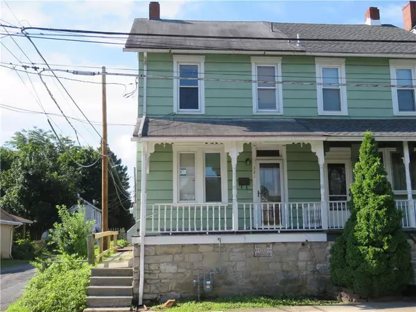 321 Wood Street, Catasauqua Borough, PA 18032