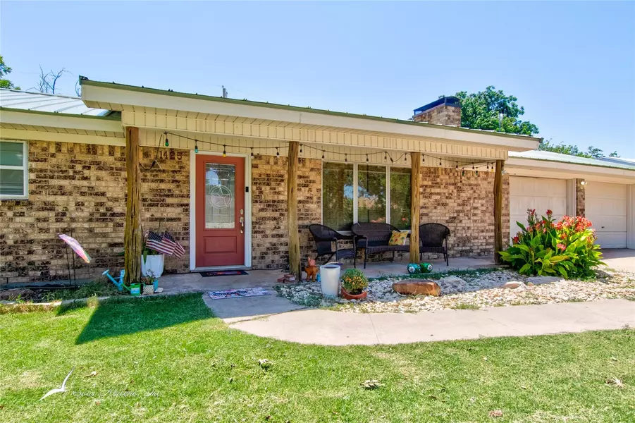 1425 Bandera Drive, Roscoe, TX 79545