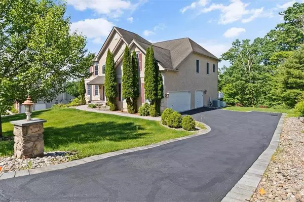 Middle Smithfield Twp, PA 18302,1621 Big Ridge Drive